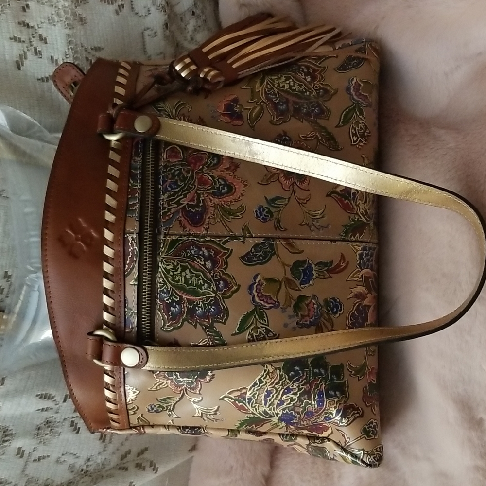 Lovely Patricia Nash Bag Poppy?